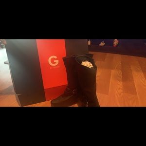 Black boots by guess
